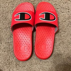 Men’s size 8 red Champion Slides